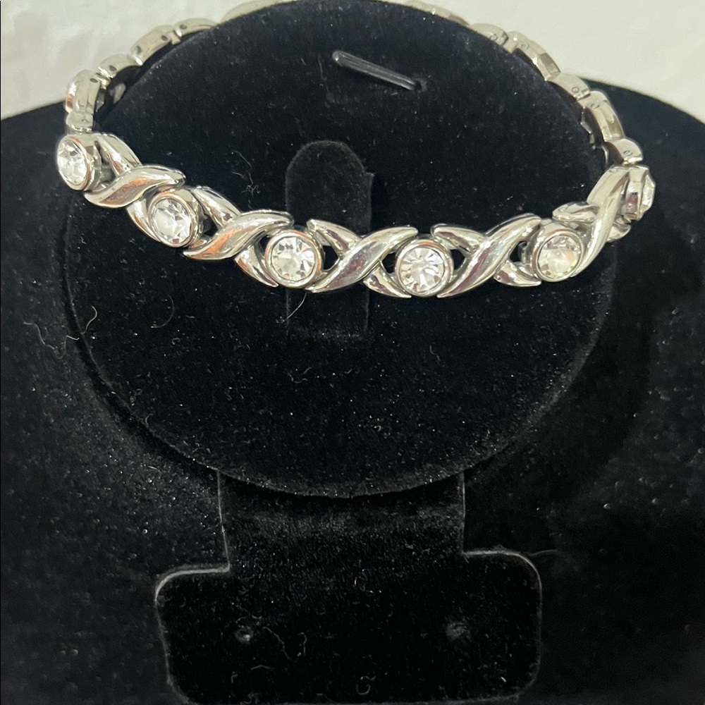 Elegant Silver & CZ Tennis Bracelet with Interlocking Design